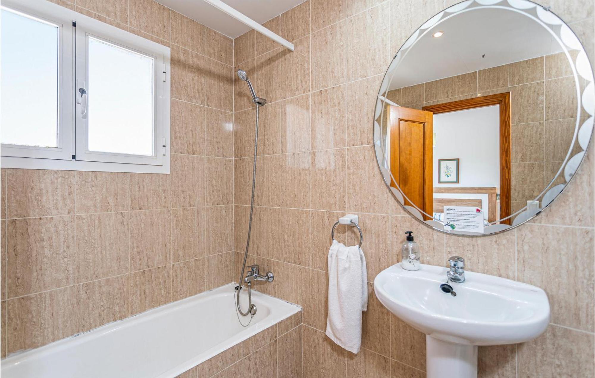 4 Bedroom Beautiful Home In Alcudia Port de Alcudia (Mallorca) Exterior foto